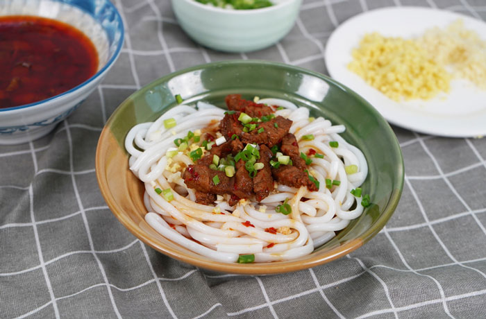 青湖路街道肉臊子粉培训